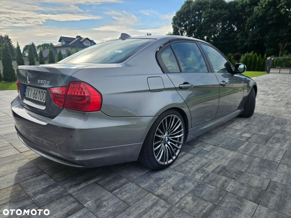 BMW Seria 3 320d Efficient Dynamics Sport Line EU6 - 3