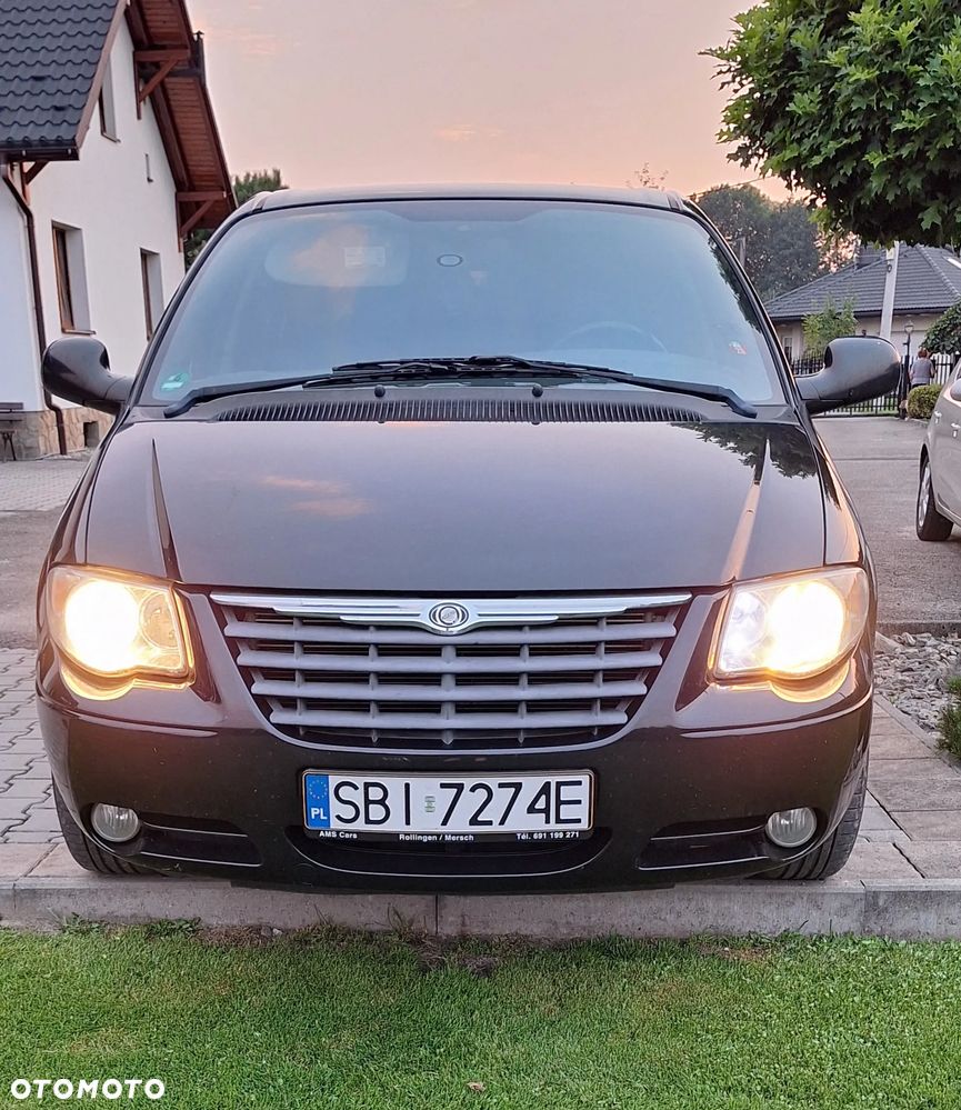 Chrysler Voyager 2.4 SE - 33