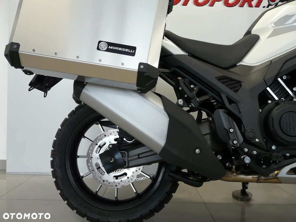 Morbidelli T1002V - 9