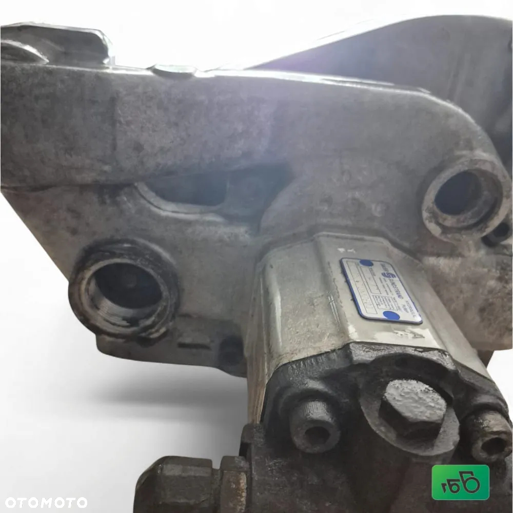 Pompa hydrauliczna 82007671 CNH 82005017 New Holland 8160 - 5