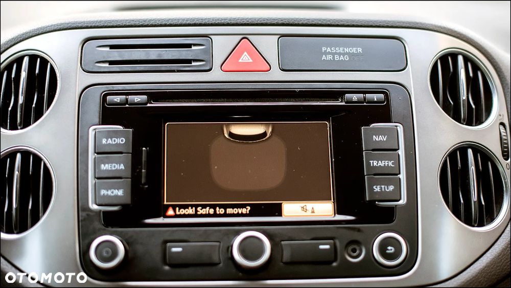 Volkswagen Tiguan - 24