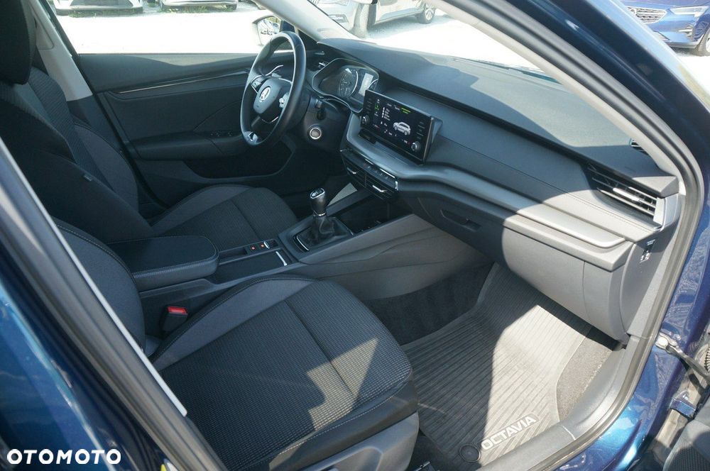 Skoda Octavia 2.0 TDI Ambition - 27