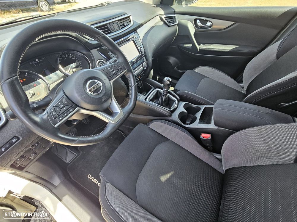 Nissan Qashqai 1.6 dCi N-Connecta 18 RS+PS - 19