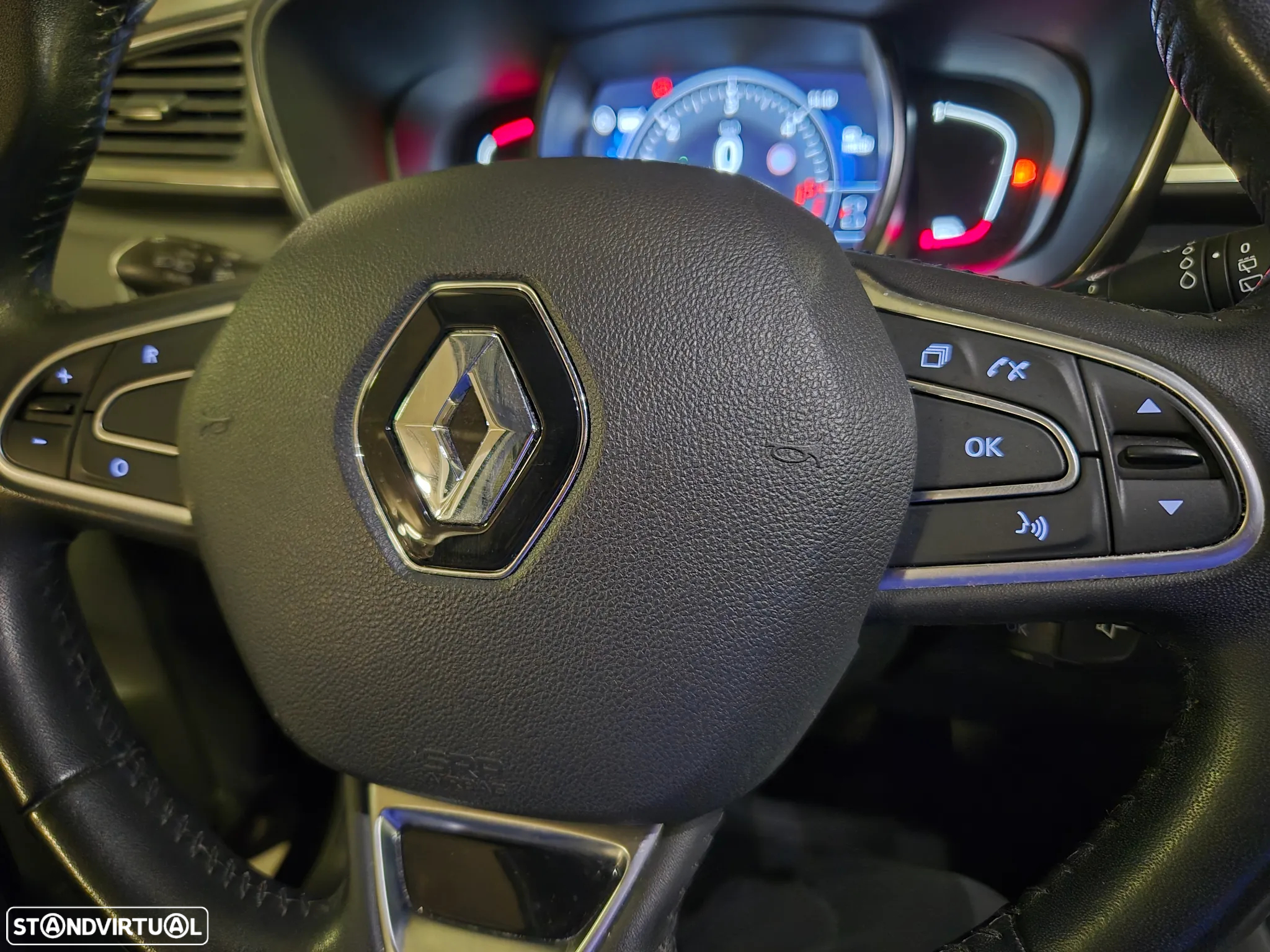 Renault Kadjar Energy dCi 110 EDC LIMITED - 24