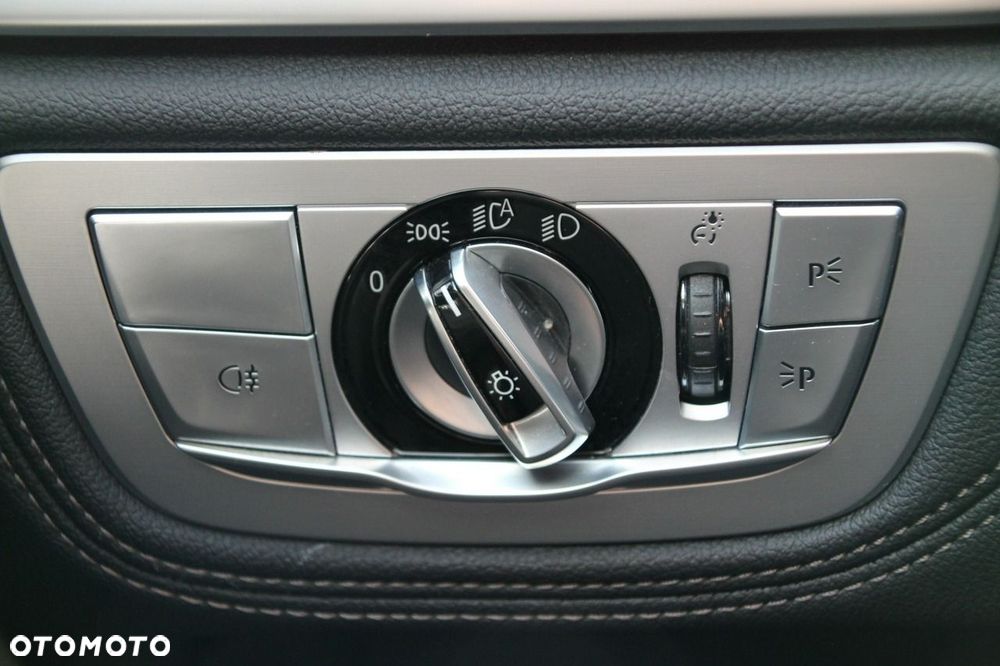 BMW Seria 7 730d xDrive sport - 19
