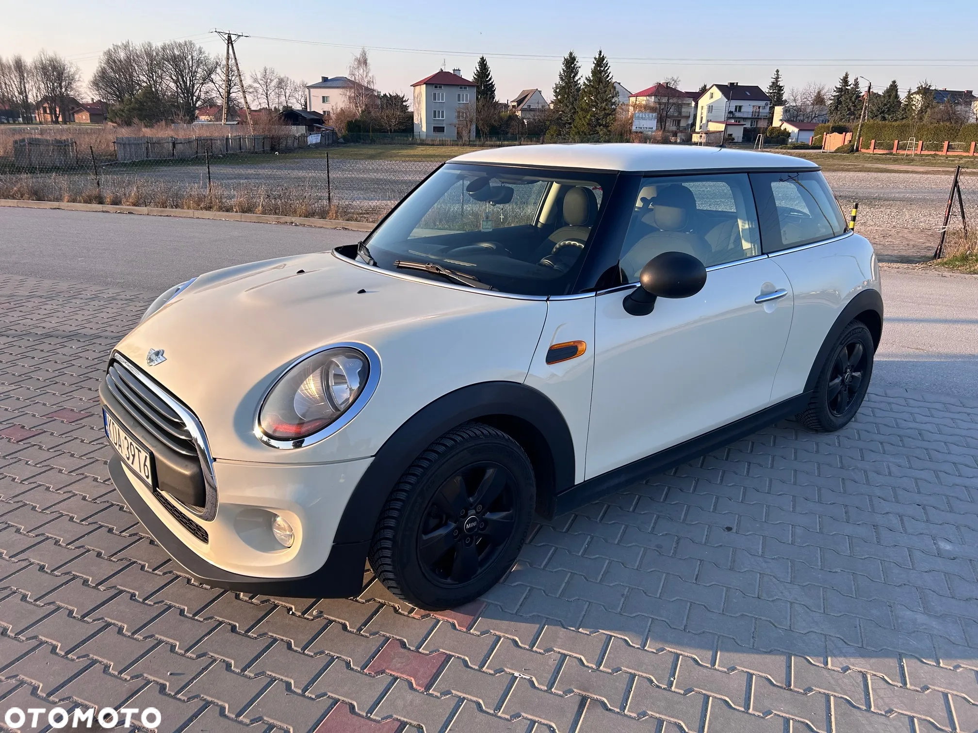 MINI ONE D - 2