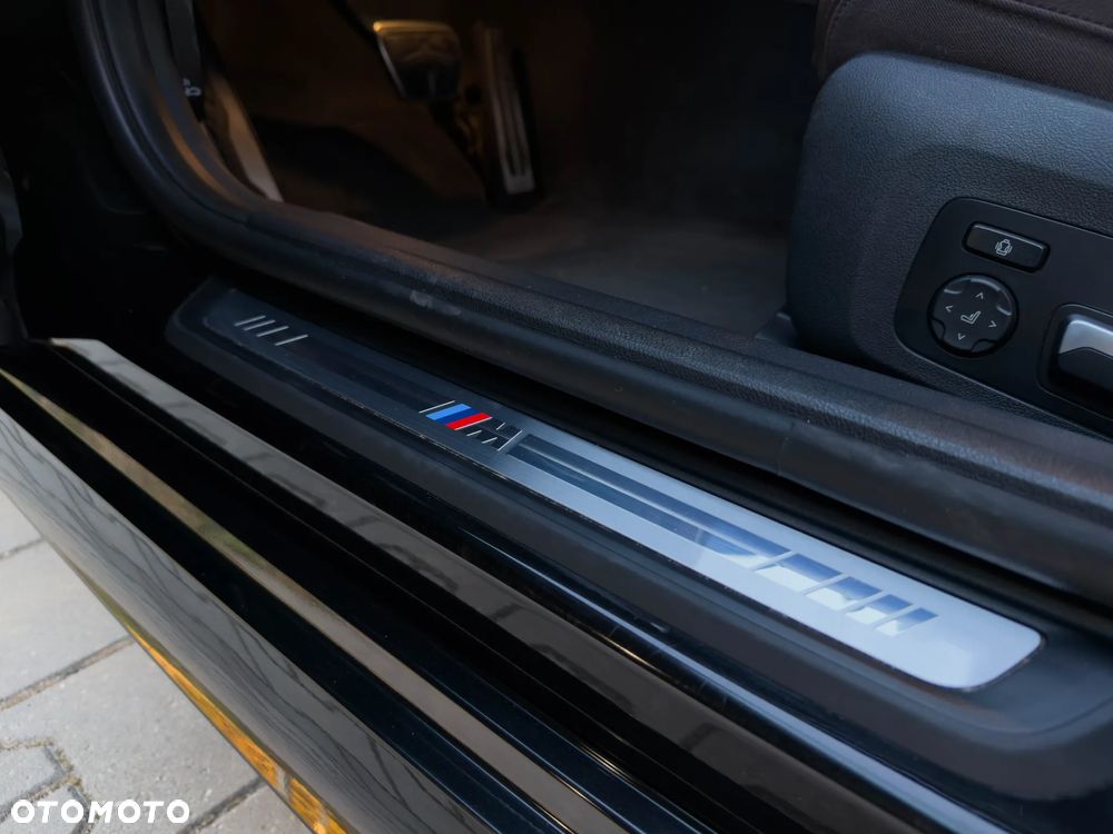 BMW Seria 3 320d xDrive M Sport Shadow - 30