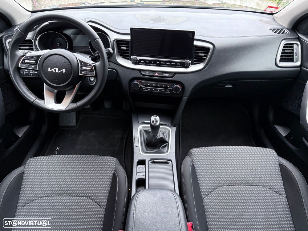 Kia XCeed 1.5 T-GDI Sport - 6