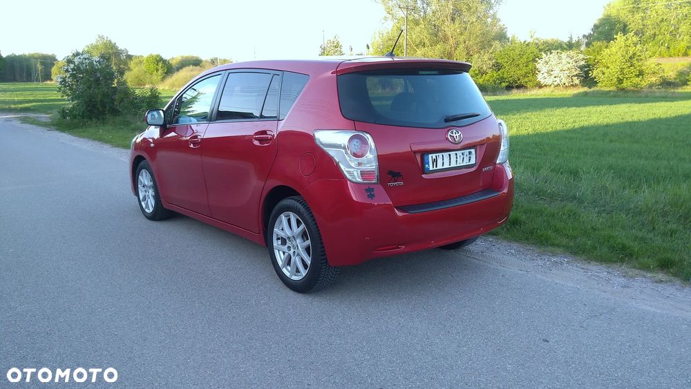 Toyota Verso 1.8 Multidrive Edition - 6