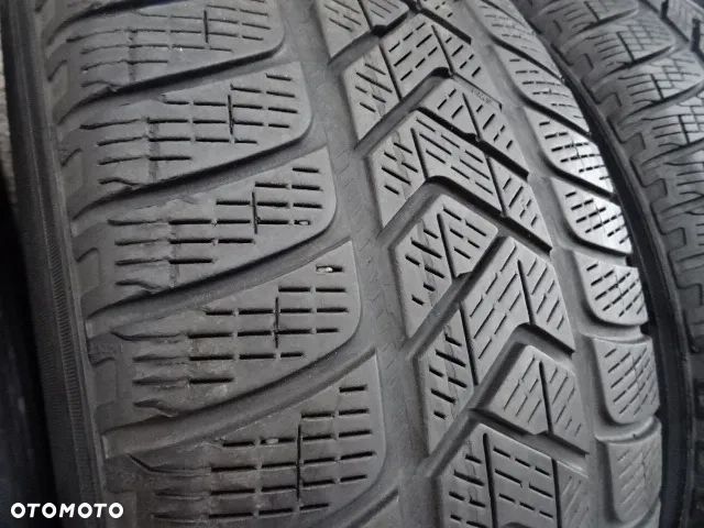 235/65/R17 108H PIRELLI WINTER SCORPION - 4