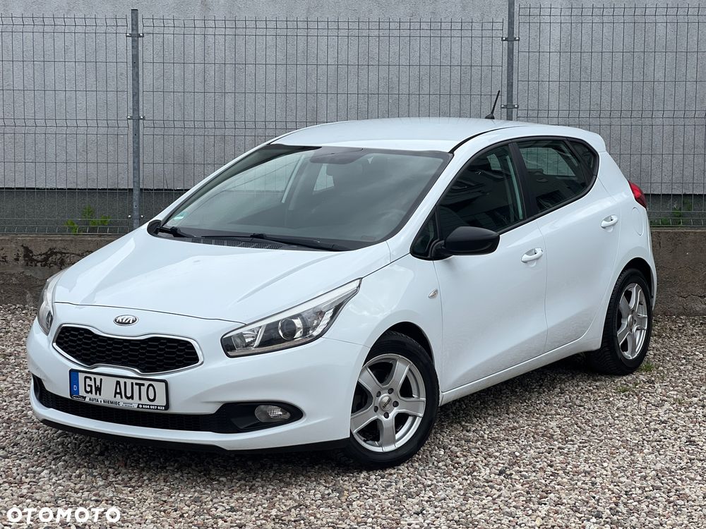 Kia Ceed 1.4 CVVT - 4
