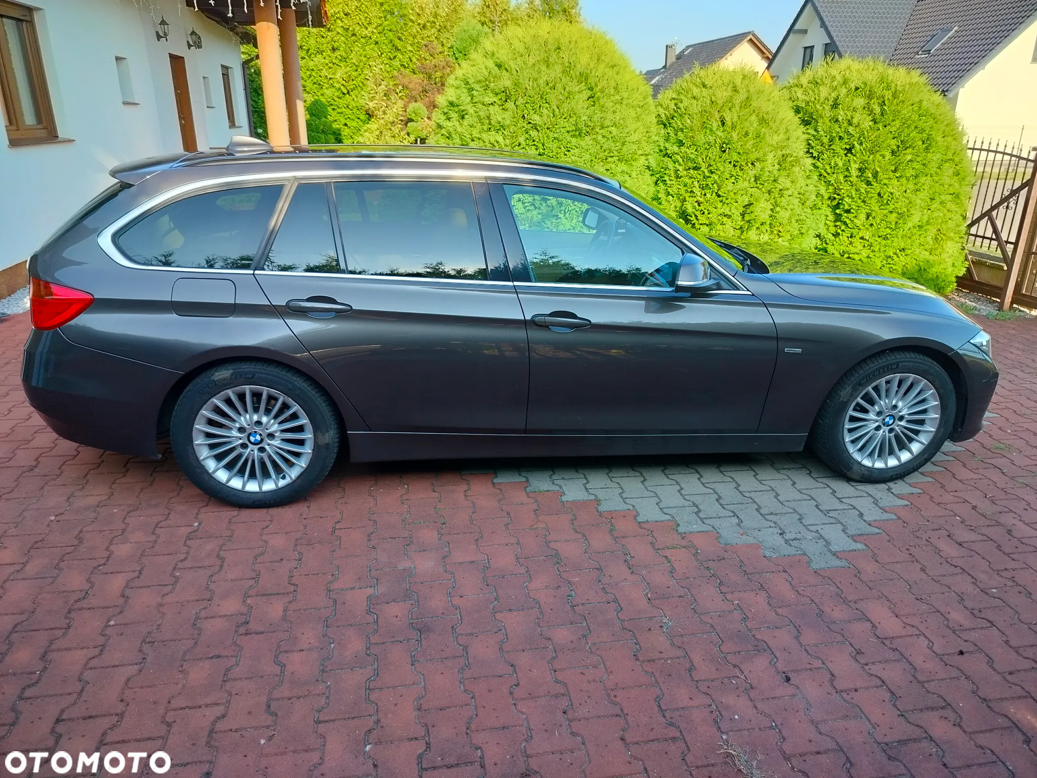 BMW Seria 3 318d Luxury Line - 7