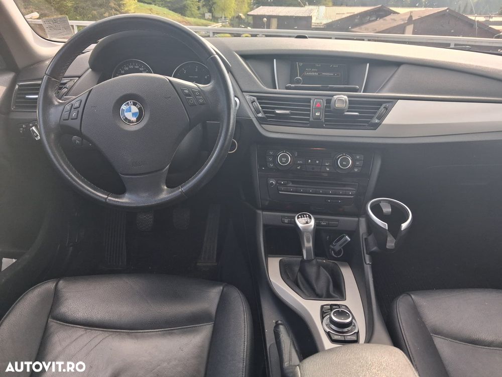 BMW X1 sDrive18d xLine - 7