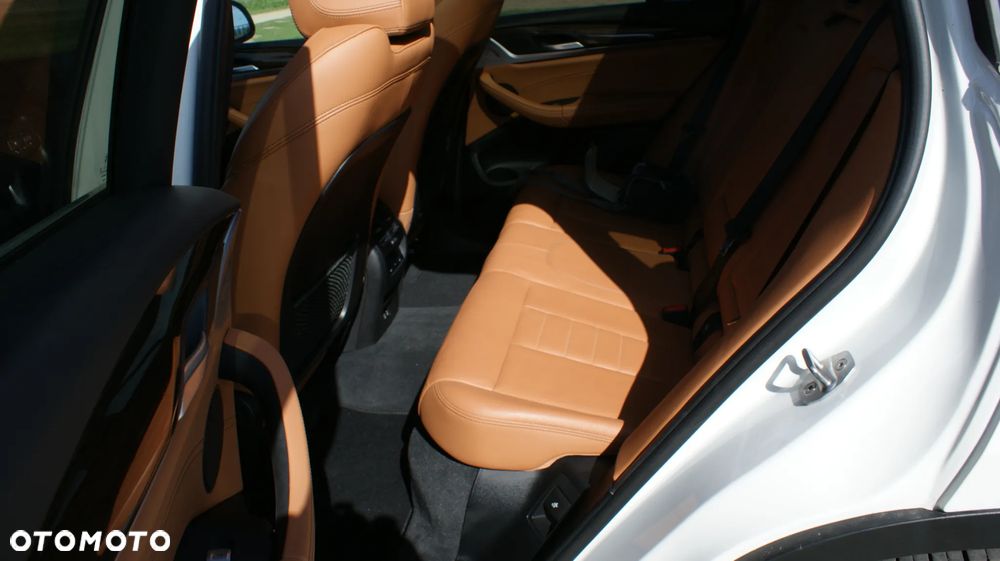BMW X3 xDrive30i Luxury Line - 21