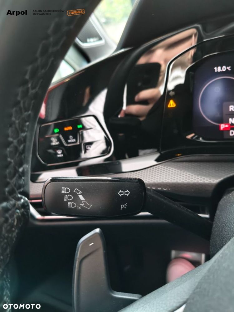 Volkswagen Golf - 14