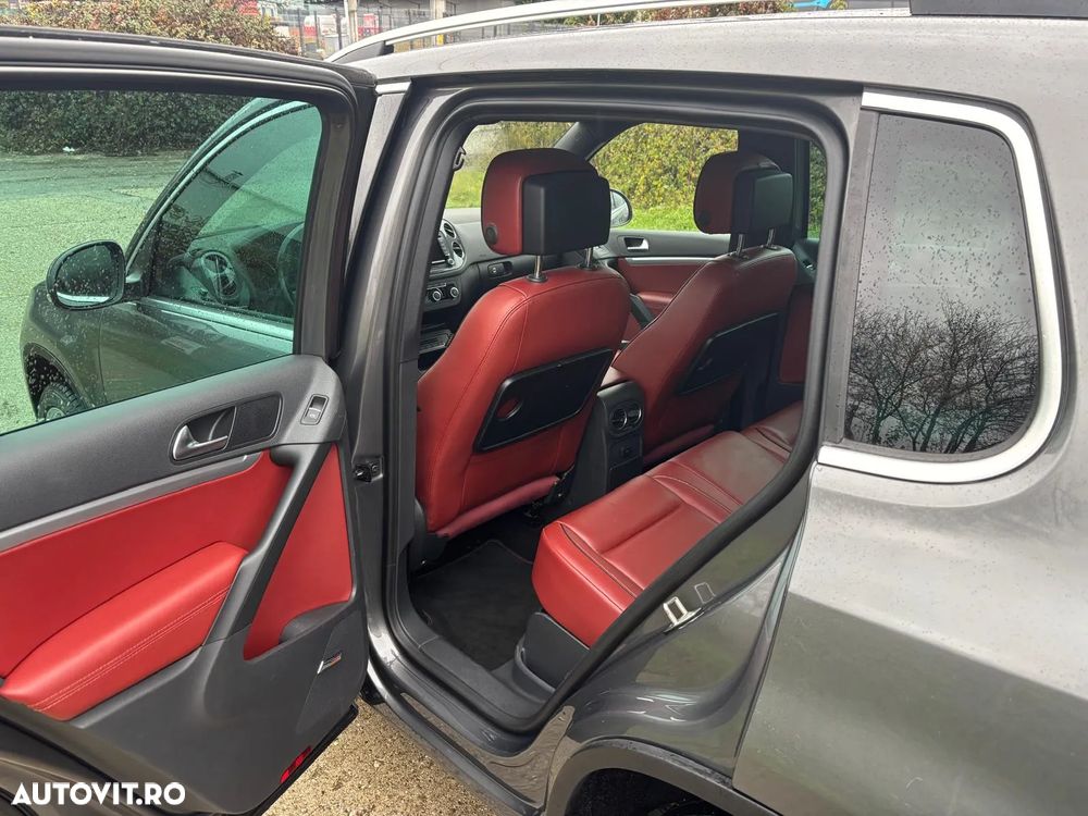 Volkswagen Tiguan 2.0 TDI 4Motion BMT Sport & Style - 10