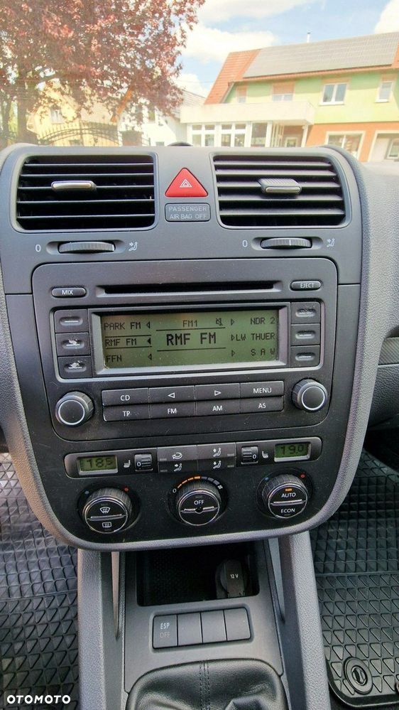 Volkswagen Golf - 15