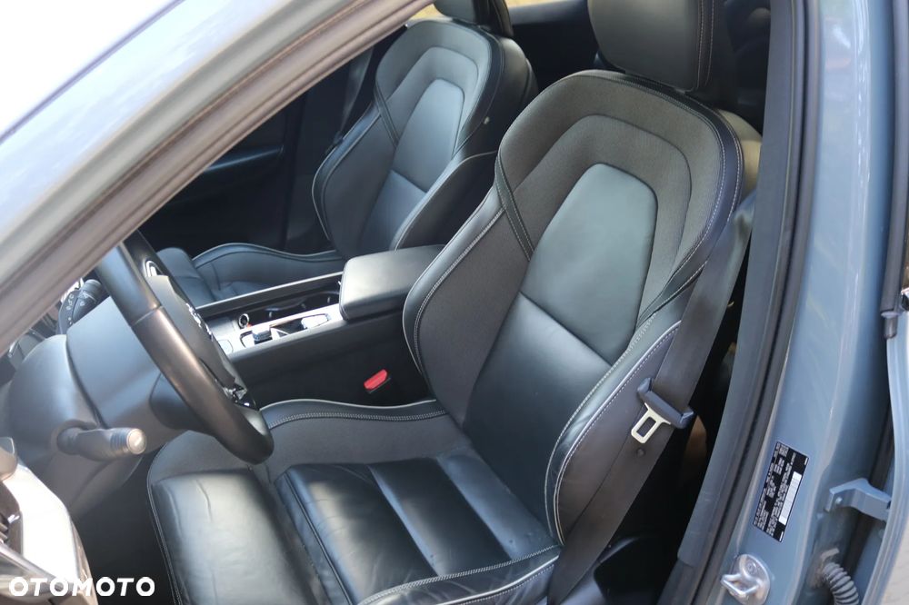 Volvo XC 60 B5 B Geartronic RDesign - 8