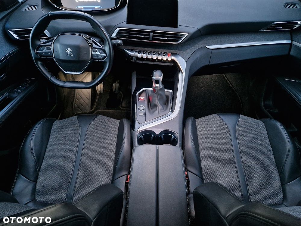 Peugeot 3008 PureTech 130 Stop & Start GPF Allure - 15