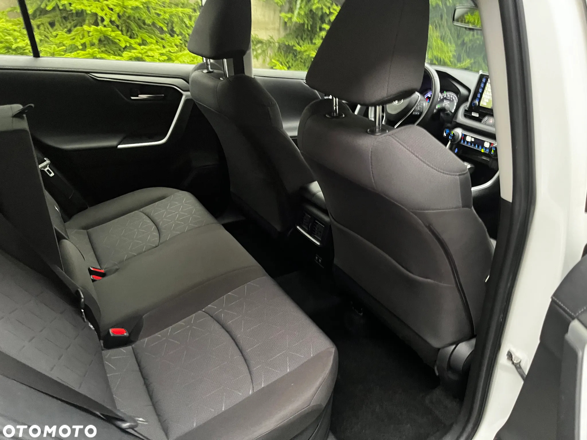 Toyota RAV4 - 11