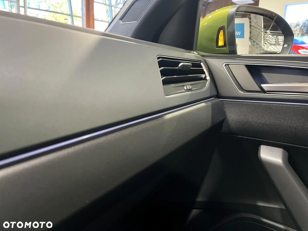 Volkswagen Taigo 1.5 TSI ACT R-Line Plus DSG - 23