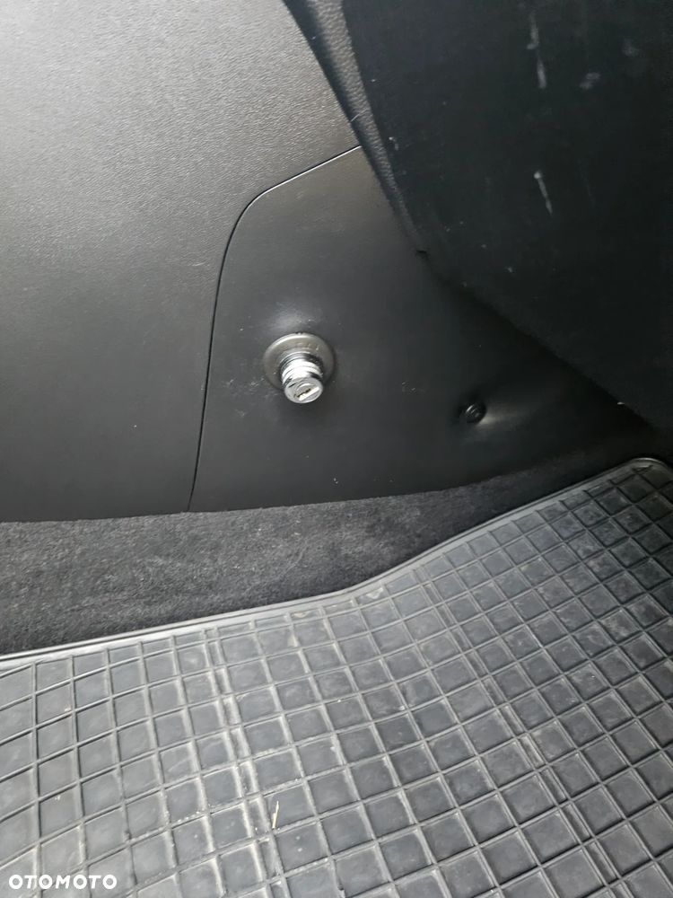 Kia Venga 1.4 M - 11