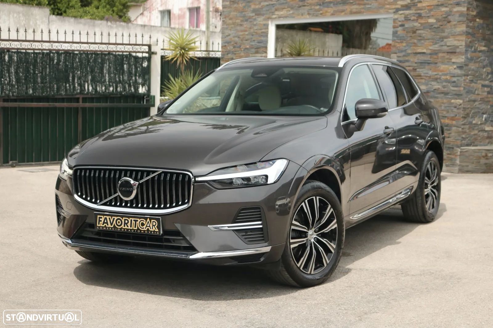Volvo XC 60 2.0 T6 PHEV Inscription Expression AWD - 1