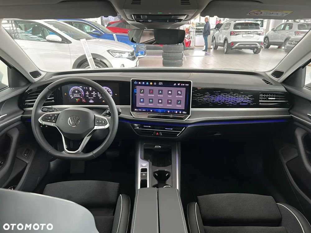 Volkswagen Passat - 13