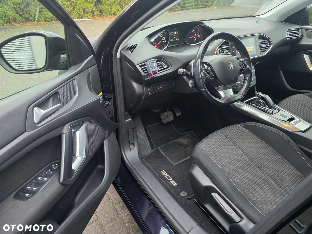 Peugeot 308 BlueHDi 130 EAT6 Stop & Start Allure - 10