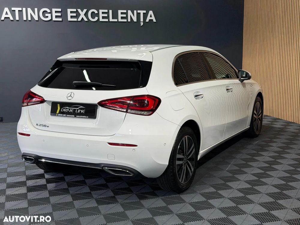 MERCEDES-BENZ A-Class 2022 — imagine 4