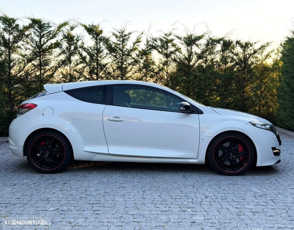 Renault Mégane 2.0 T 16V F1 Team R-26 - 6