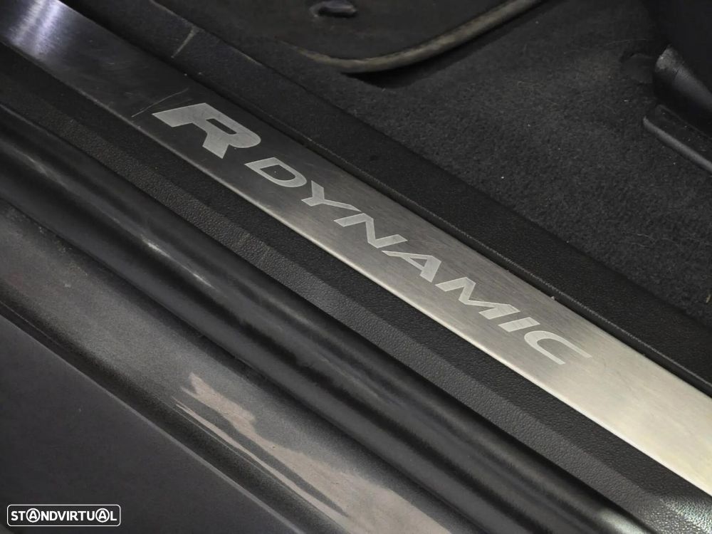 Land Rover Range Rover Evoque P300e R-Dynamic - 28