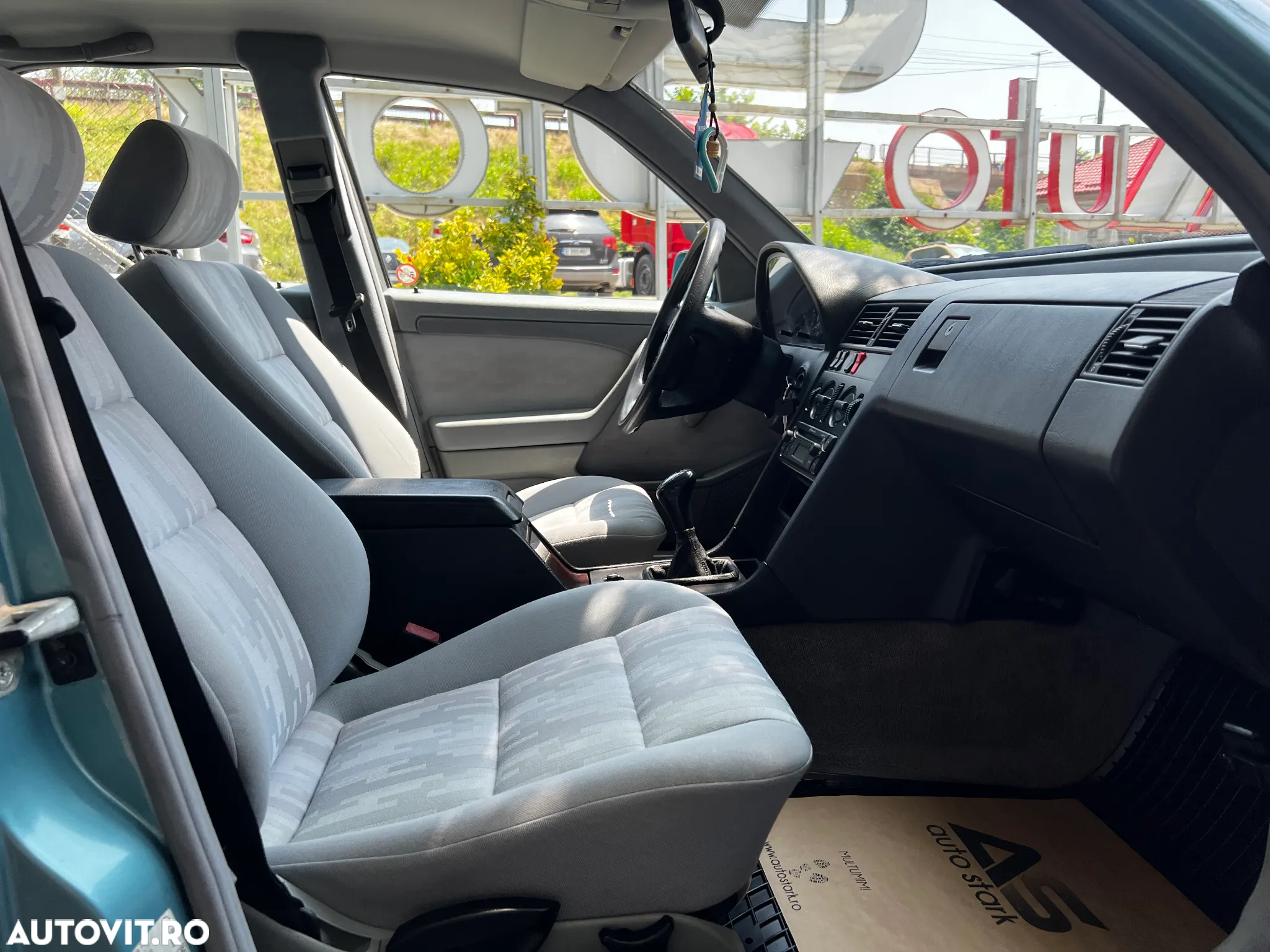 Mercedes-Benz C - 20