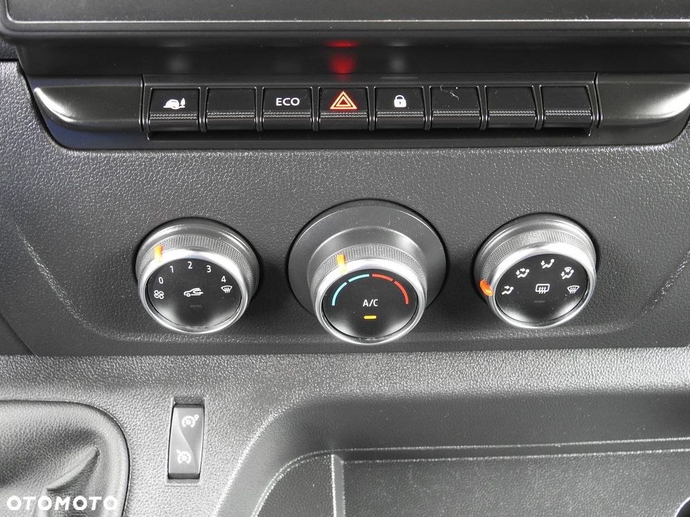 Opel MOVANO FURGON CHŁODNIA  0*C TEMPOMAT NAWIGACJA KLIMATYZACJA LEDY  136KM - 33