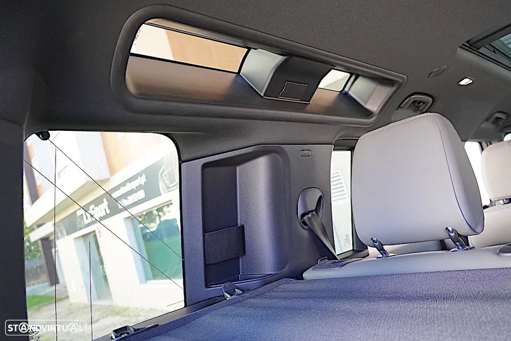 Land Rover Defender 2.0 P400e 110 AWD X-Dynamic SE - 19