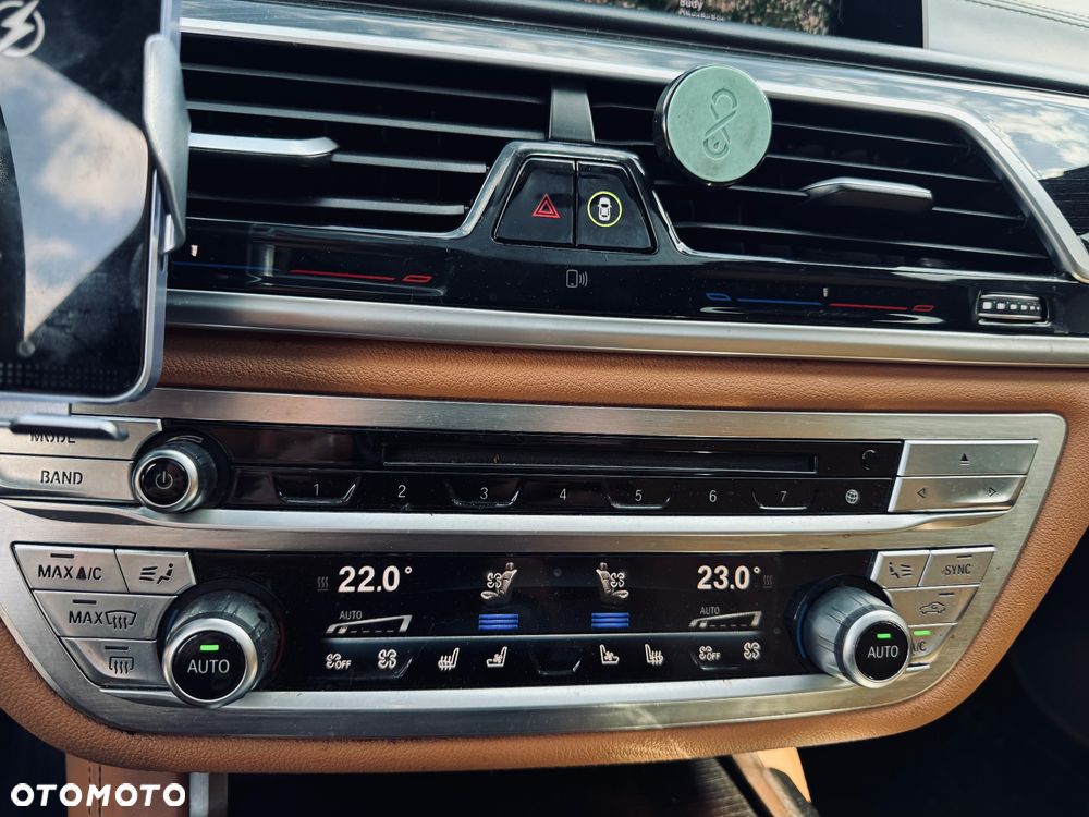 BMW Seria 7 750Li xDrive Edition Exclusive - 19