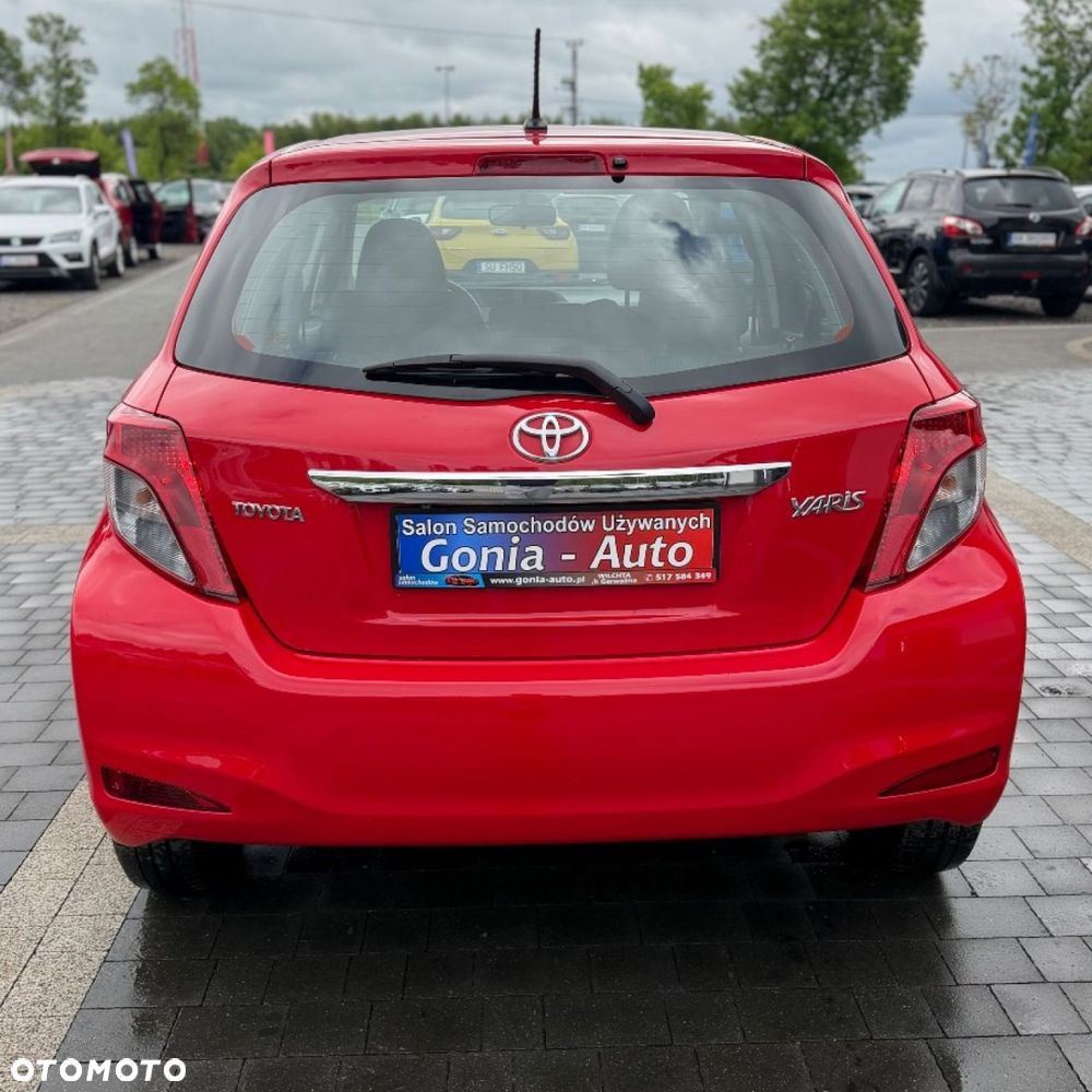 Toyota Yaris 1.33 Selection Platinum - 16