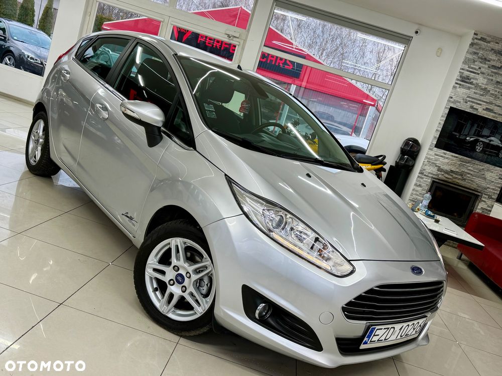 Ford Fiesta - 24