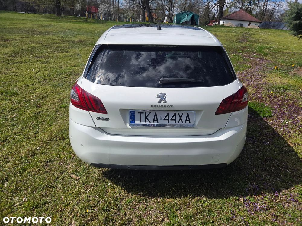 Peugeot 308 1.2 PureTech Allure S&S - 9