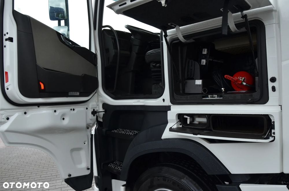 Volvo FH 5 XL NEW I-SAVE KLIMA P. FULL LED AIRBAG NAVI WAGA SKÓRY KAMERA DE 4524 - 9