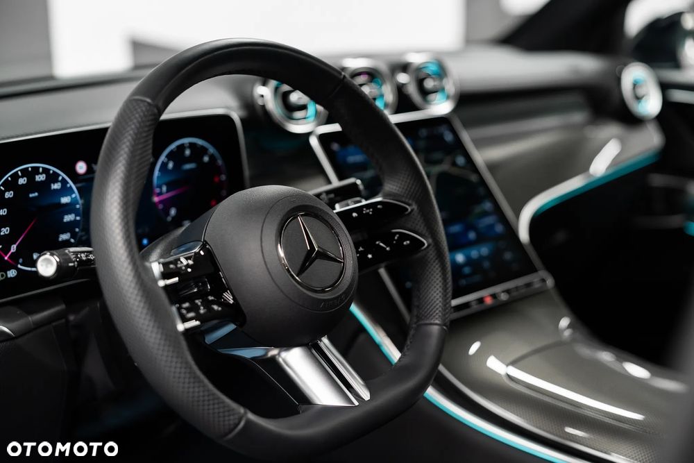 Mercedes-Benz GLC - 31