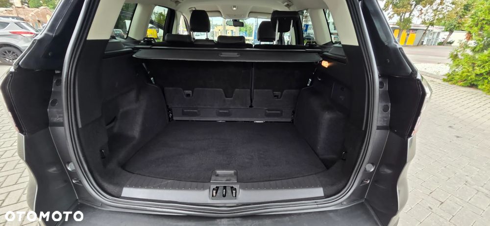 Ford Kuga 1.5 EcoBoost 2x4 Cool & Connect - 35