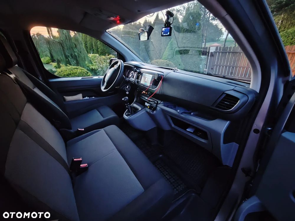Peugeot Traveller 1.5 BlueHDi Long Business - 20