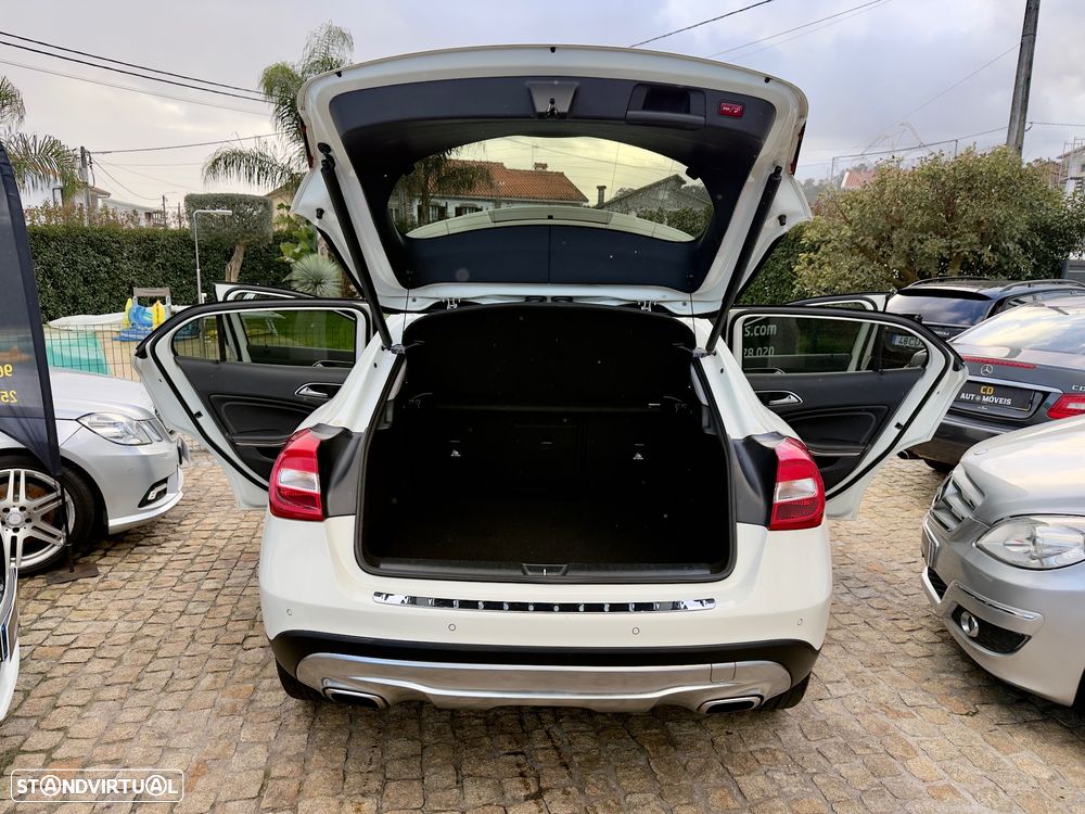 Mercedes-Benz GLA 200 CDI Urban - 52