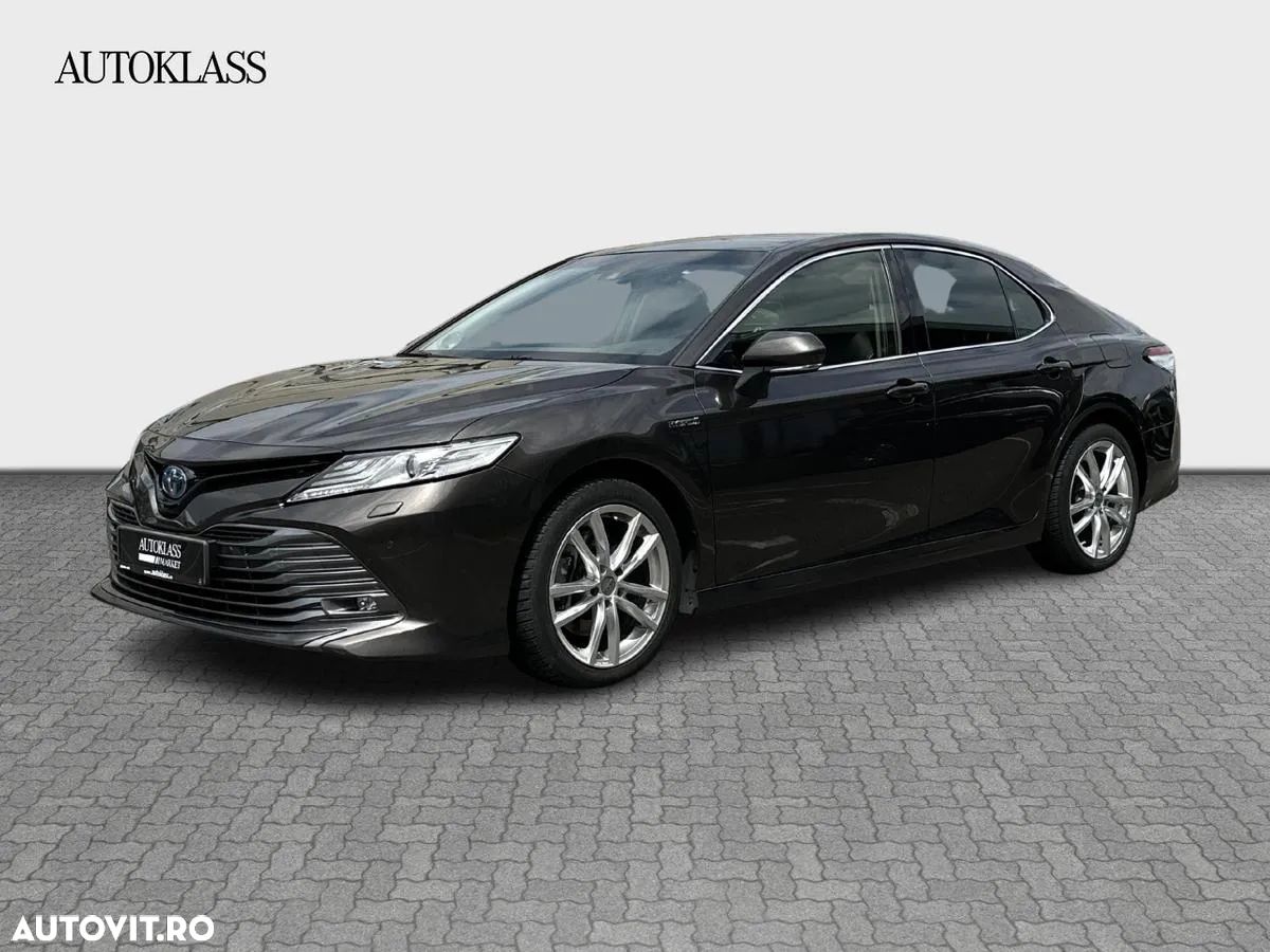 Toyota Camry 2.5 Hybrid Business - 1