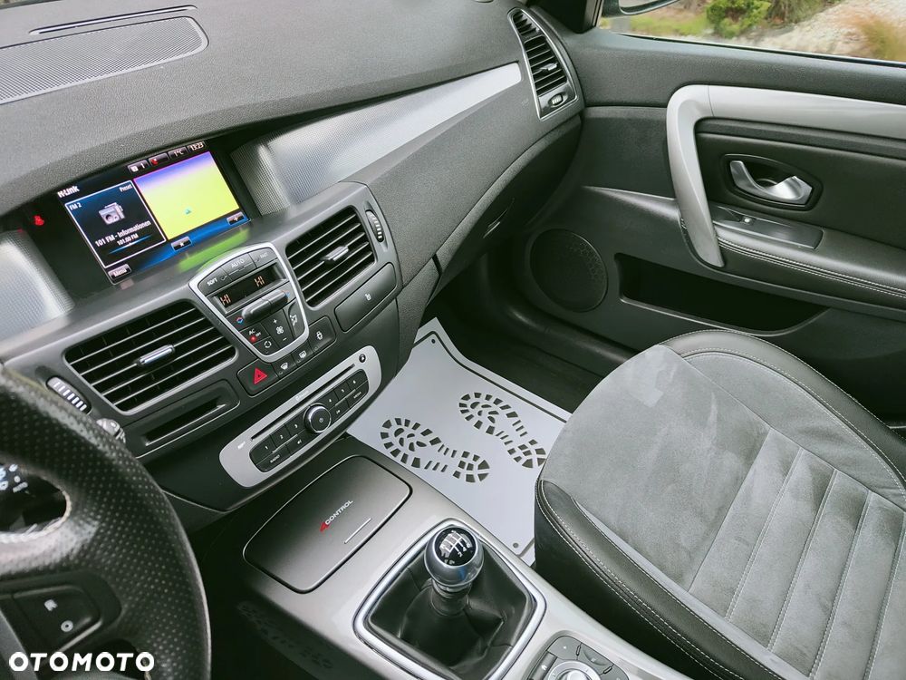 Renault Laguna dCi 150 FAP GT - 20