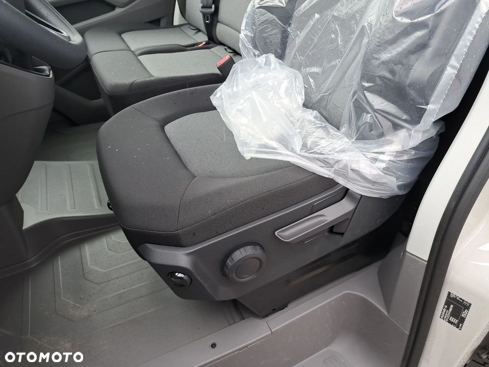 Volkswagen Crafter - 13