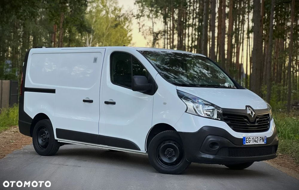Renault Trafic - 1
