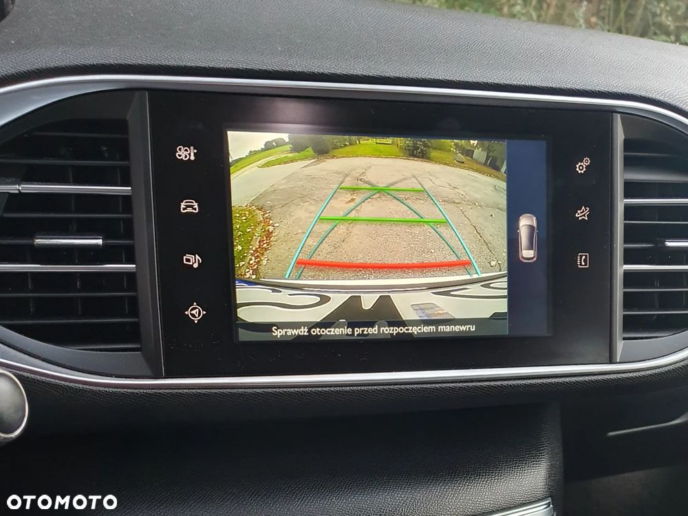 Peugeot 308 2.0 BlueHDi Allure S&S - 8