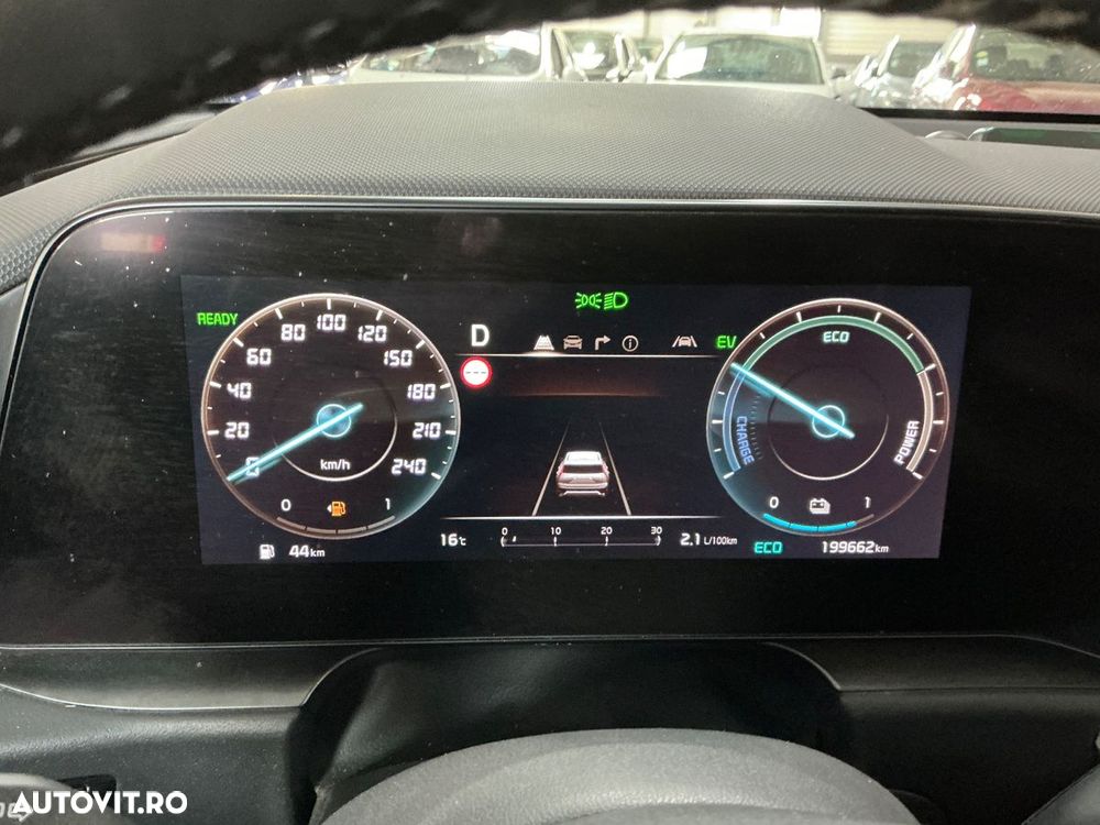 Kia Niro 1.6 GDI PHEV 2WD OPF Aut. Spirit - 9